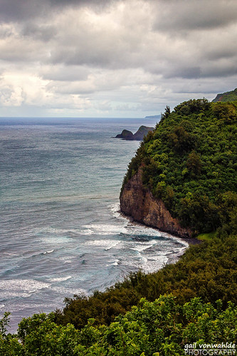 hawaii pololuvalley bigisland ocean canon vonwahlde cliff