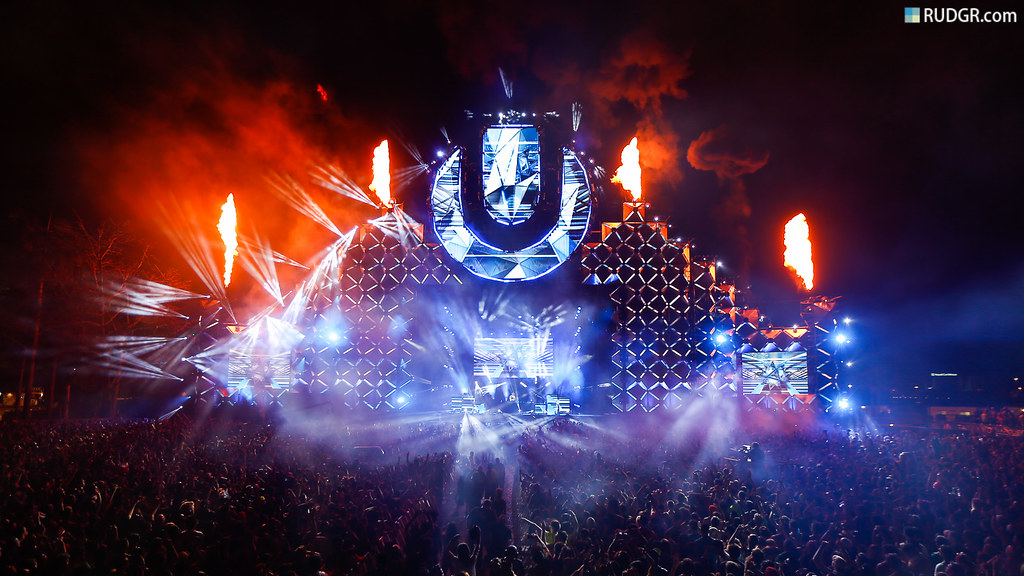Ultra Music Festival 2013 Wallpaper (16:9) | This free hires… | Flickr
