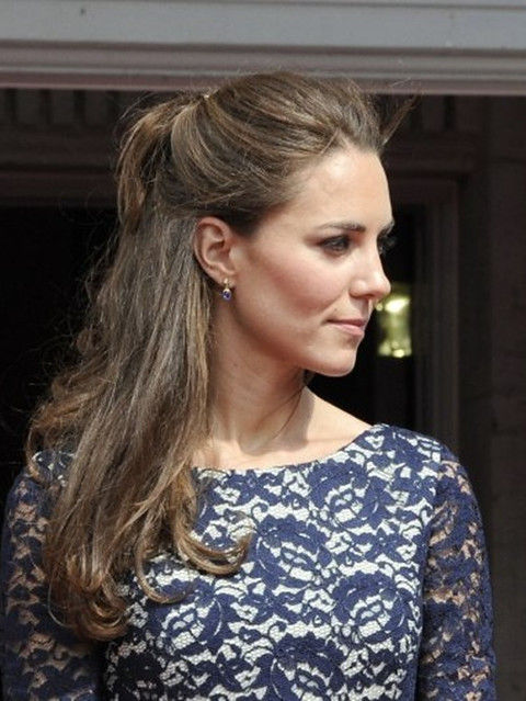 Kate Middleton hair half-up, half-down style | Kate Middleto… | Flickr
