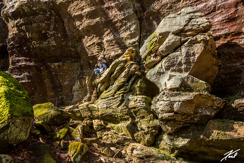 stone rock moss canoneos5dmk3 kyleschmitz state carter park kentucky caves ef1635mmf28lii olivehill unitedstates us