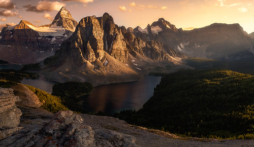 vancouver canadianrockies jasondarr water mountains outdoors canada rocks sunset mountassiniboine clouds