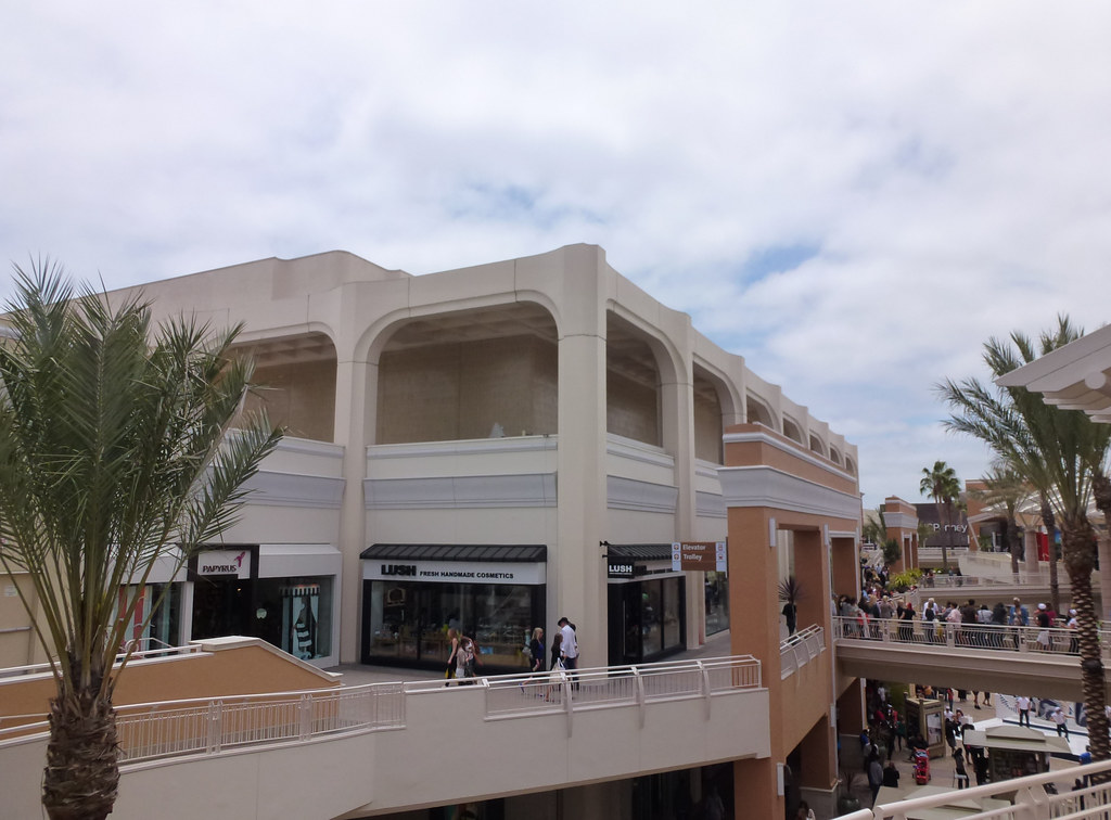 mission valley mall