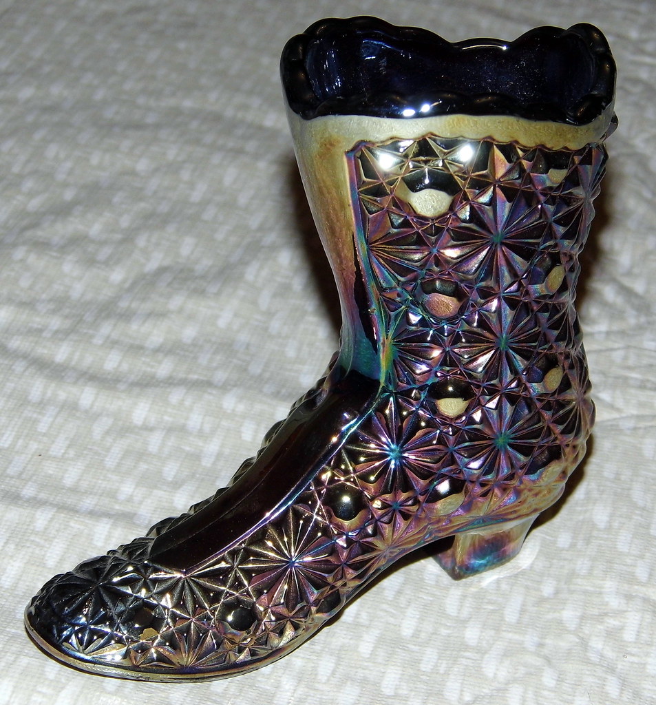 Fenton Carnival Daisy & Buttons Irridescent Glass Shoe, 4.5 Inches High