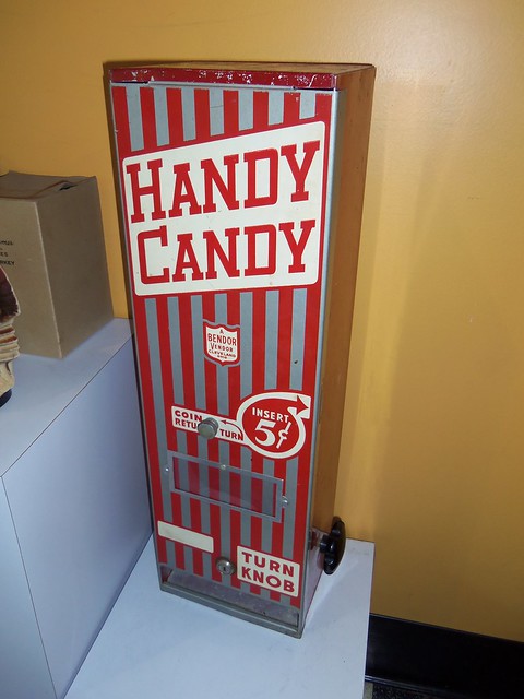 Handy Candy Vending Machine