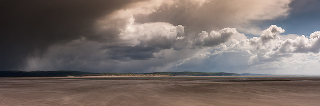 Storm Approaching - Aberdyfi beach