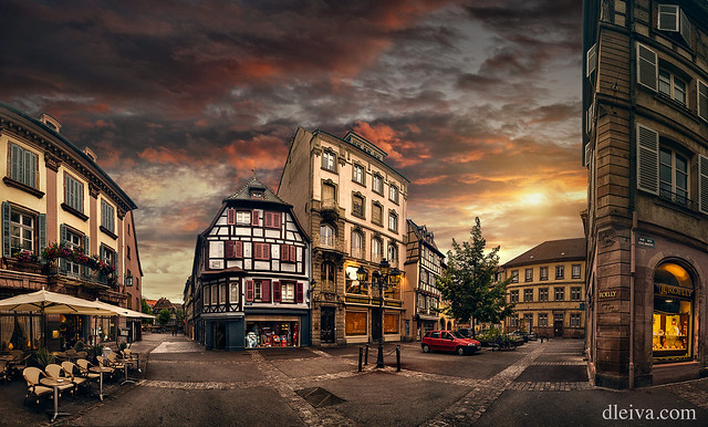 Puesta de sol en Colmar, Alsacia, Francia