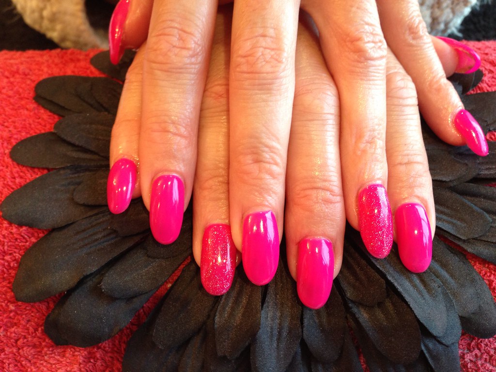 Acrylic nails with hot pink gelish gel polish with glitter… | Flickr