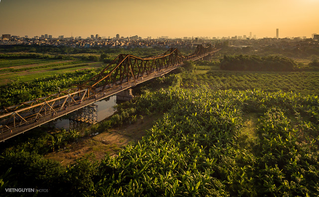 Long Bien bridge in the sunset, Hanoi, Vietnam