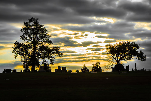 Baxter Springs Cemetery by DIGITAL IDIOT, cemetery ©allrightsreserved digitalidiot