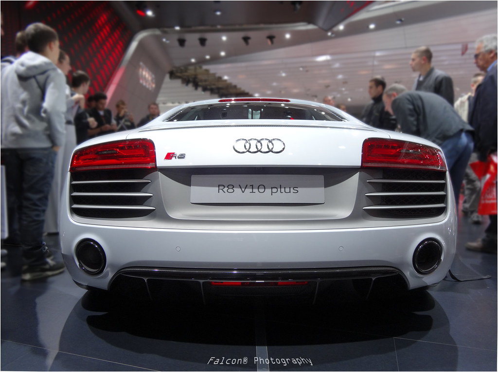 Image of Audi R8 5.2 2013