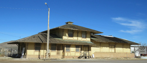 railroaddepot architecture smalltown vacant sierrablanca texas