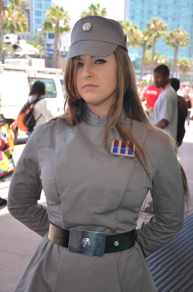 Comicon Female Imperial Officer.