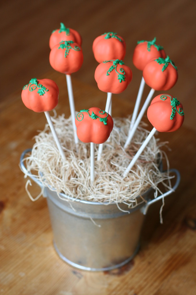 Pumpkin Cake Pops | Just like a pumpkin patch, but tastier! | Sweet ...