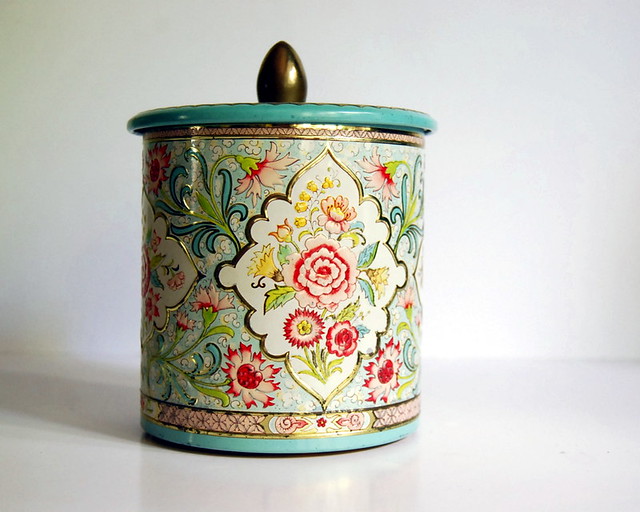 Vintage tin (made in Holland)