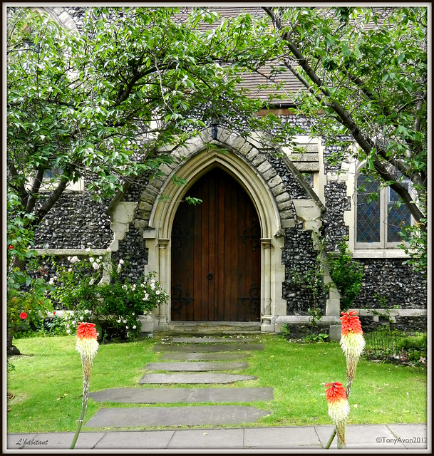 Christ Church, Sumner Road, West Croydon - South door