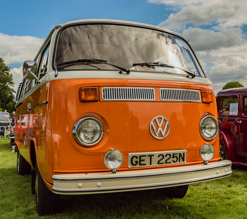 VW Camper Van - Brodsworth Hall classic car show | A very ti… | Flickr