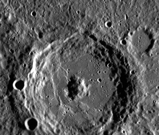 'Well Donne' on Mercury (NASA, MESSENGER, 08/02/11)