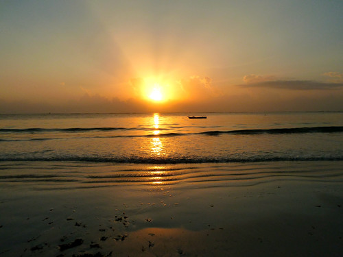 sun beach strand sunrise wellen