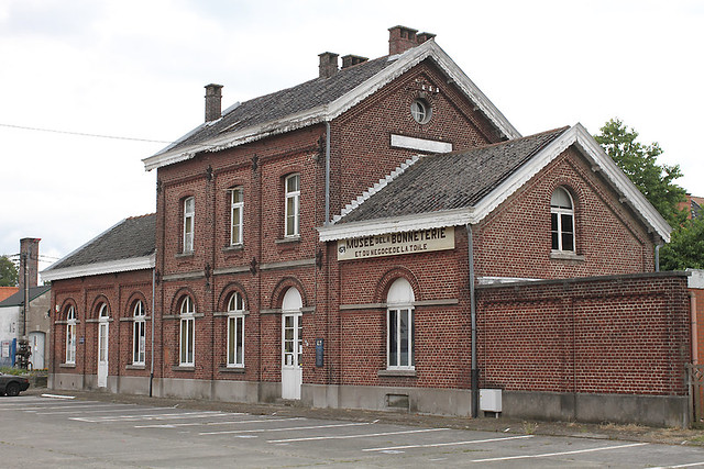 Quevaucamps station Lijn79 Km: 3