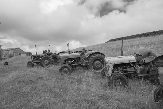Steeton to Ilkley - High Swartha Tractor Graveyard20160804_0013