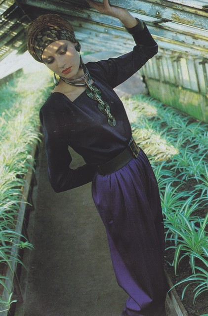 1985 - Vogue France - Yves Saint Laurent
