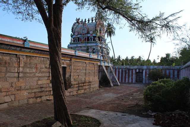 Vimanam of Perumal shrine (3)