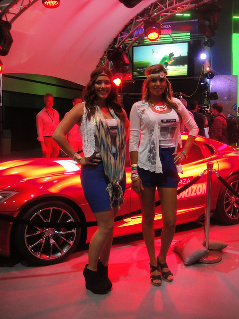 E3 Expo 2012 - Microsoft booth - Forza Horizon girls