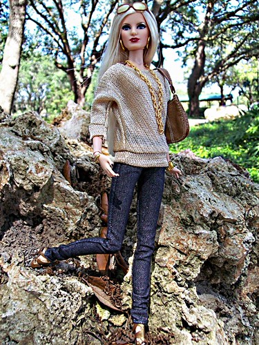BARBIE Basics_Eowyn | by mikidraws