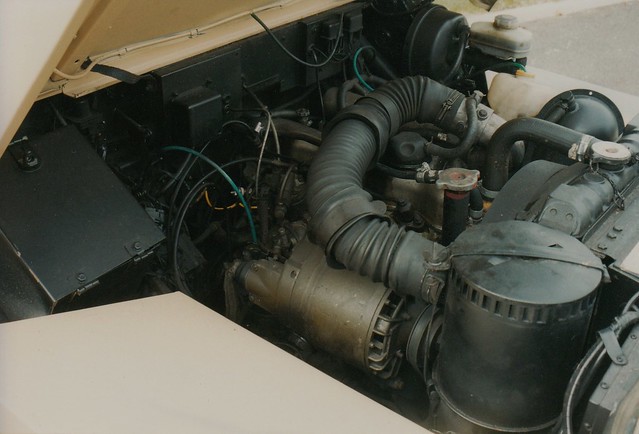 Lightweight Land Rover diesel engine