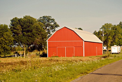 barn farm red landscape wisconsin wi vernoncounty trees road viroqua midwest unitedstates usa unitedstatesofamerica