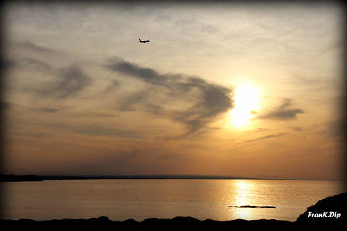 sunset italy costa italia tramonto mare volo riflessi salento puglia aereo nord brindisi riflesso decollo spettacolare frankdip