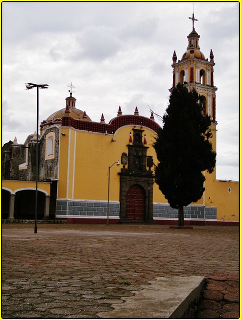 Templo del Barrio de Santiago Mixquitla, San Pedro Cholula,Estado de Puebla,México