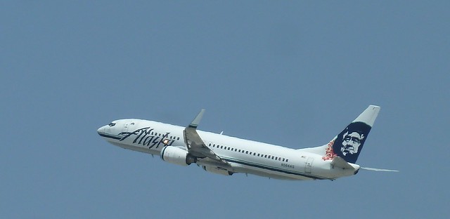 Alaska Airlines Boeing 737-890 jet N564AS in the skies above LAX