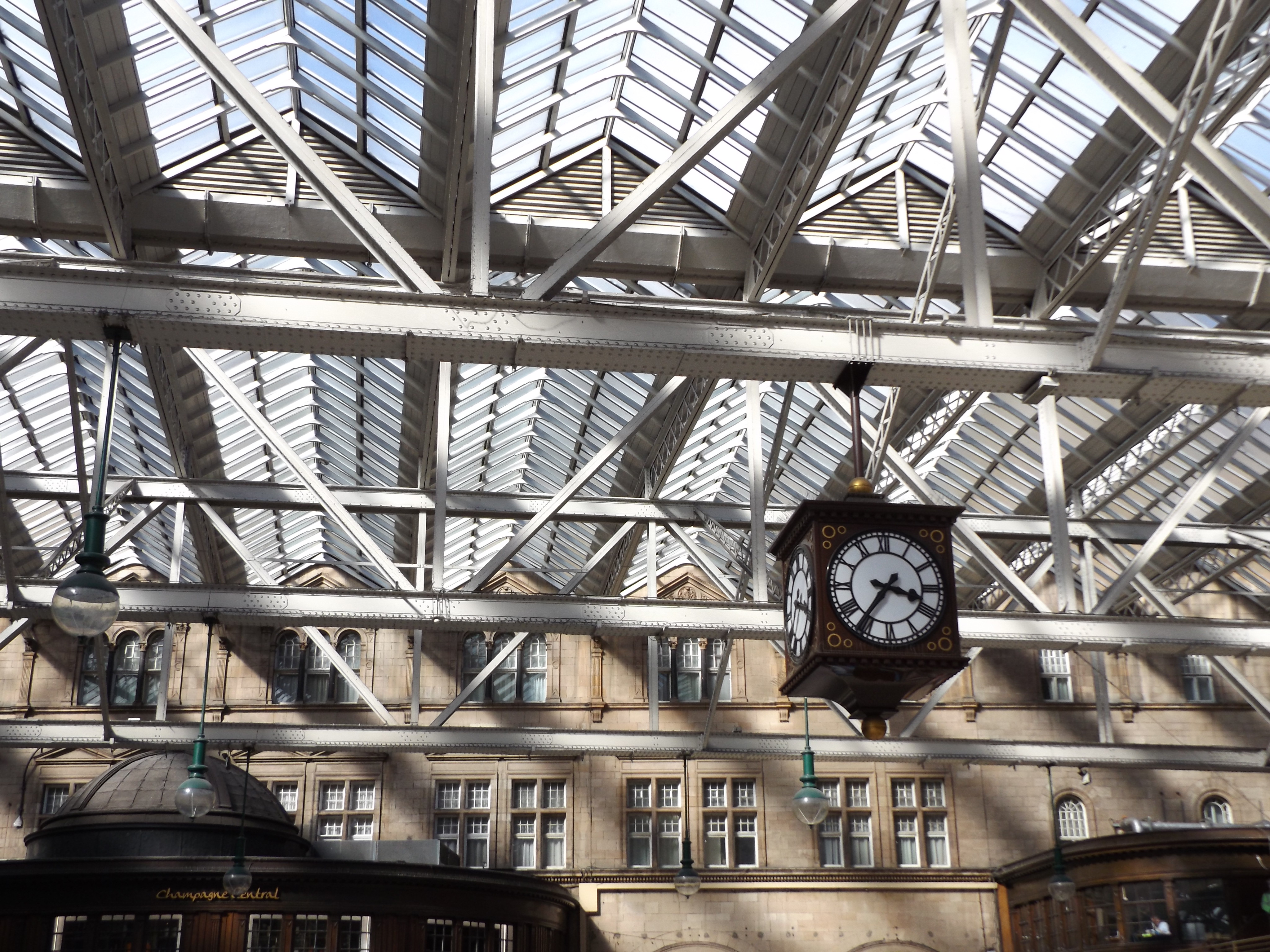 Clock in Central Station, Glasgow, 5 April 2018