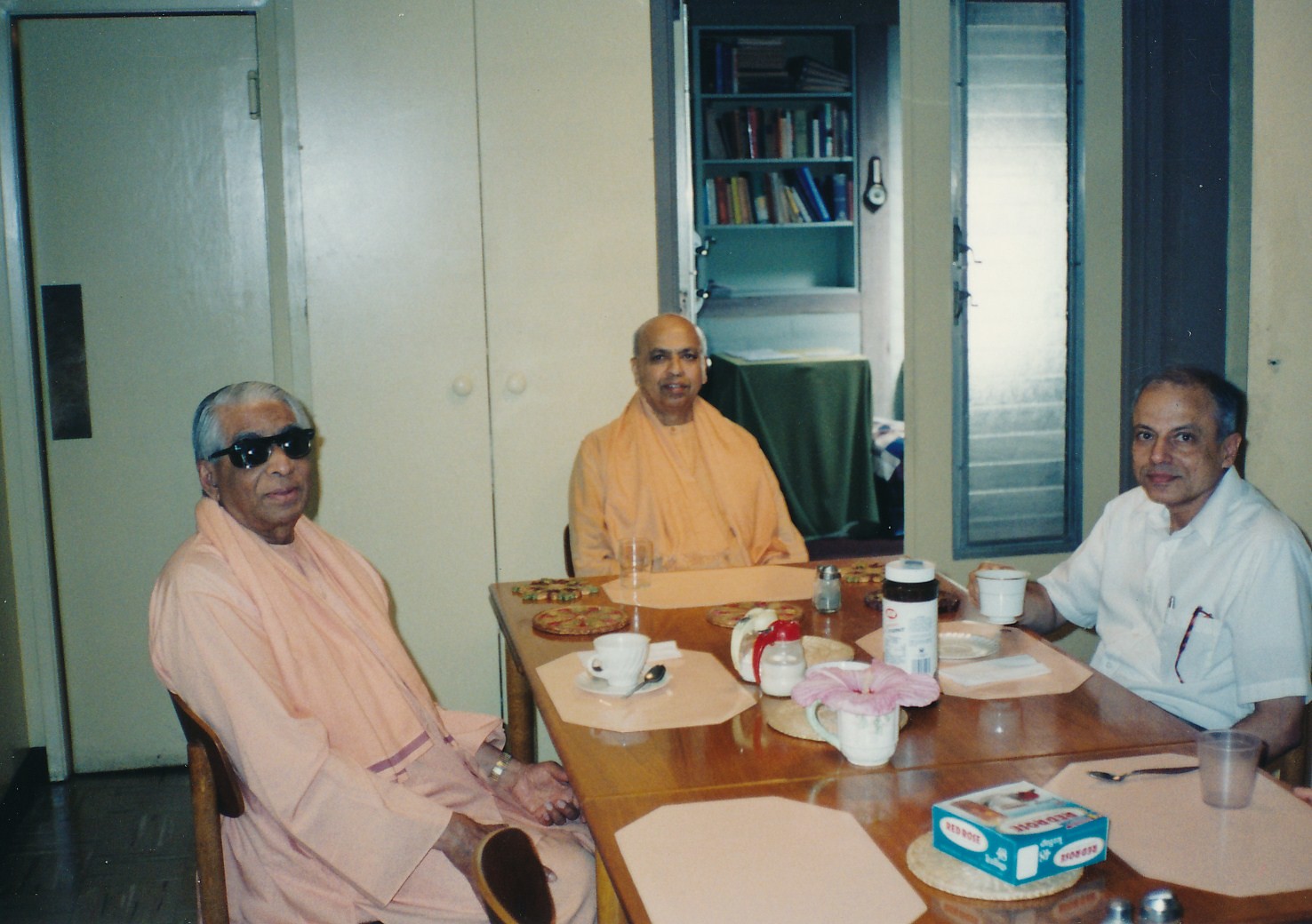 Sacramento Swami Sarvagatananda Swami Prabuddhananda Swami Prapannananda