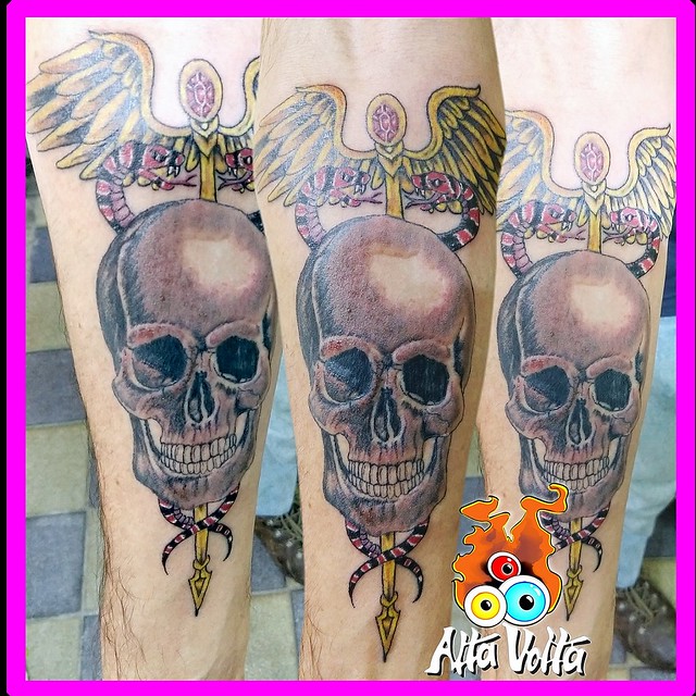 #skull #altavoltatattoo #tatuagemepiercing #altavoltattoo