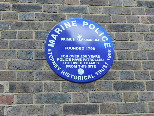 Blue Plaque - Metropolitan Police Marine Policing Unit, Wapping | by graham19492000
