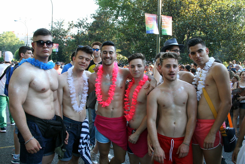 Madrid Gay Pride | Posers | enric archivell | Flickr