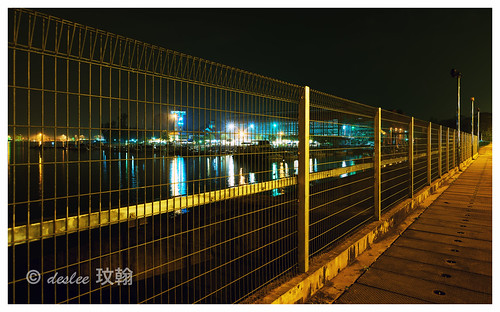 light night fence yahoo google nikon flickr 24mm d800 nikond800
