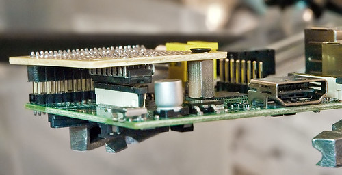 rasp_pi_and_cd4050_level_converter_3 | by linux-works
