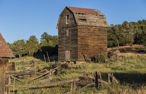 old building architecture barn landscape utah hwy191 ef24105mmf4lisusm canoneos6d