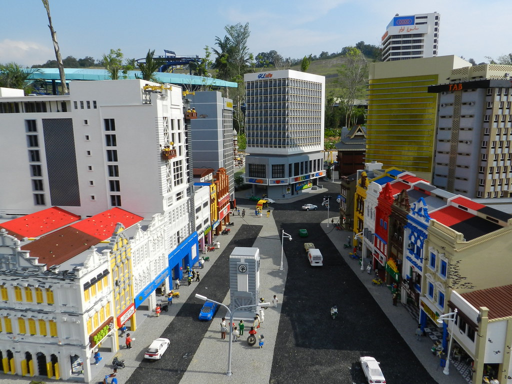 Legoland Malaysia, Nusajaya Johor | Seni Bina Lego ...