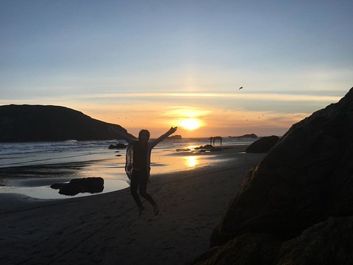#sunset #pacificnorthwest #oregon #pacificcoasthighway #oregoncoast by MySoDotCom, instagramapp square squareformat iphoneography uploaded:by=instagram