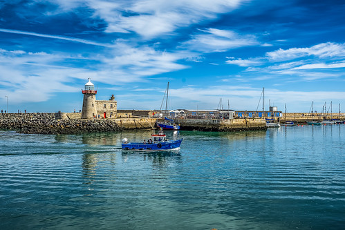 ireland dublin europe european earth world harbour lighthouse sea water bluesky blue clouds sky buildings architecture boat seascape sony zeiss za 2016 outdoor outside old
