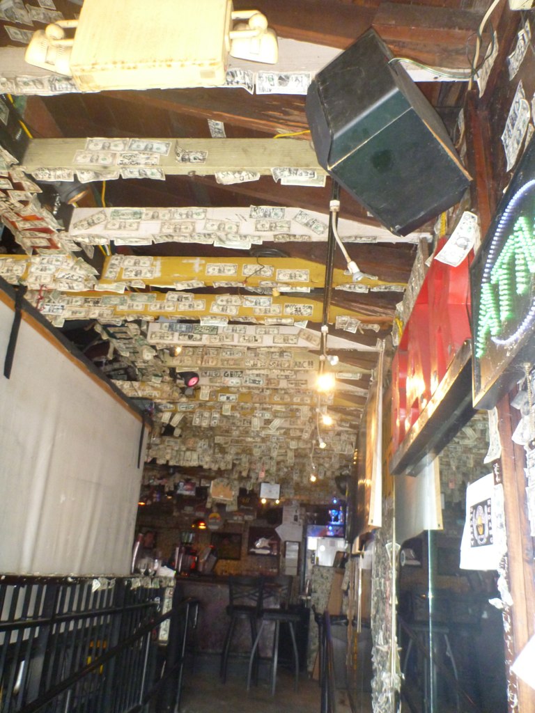 Willie T's