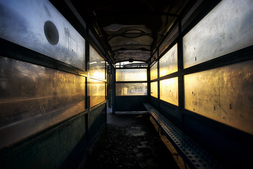 morning winter window station wales train sunrise nikon cardiff railway shelter