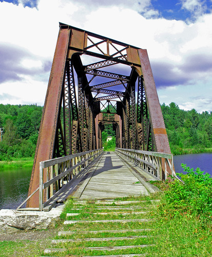 canaan country coveredbridge dixvillenotch errol franconia greatnorthwoods gundersen hiking hydro image interesting lake machine newhampshire nh nikon old picture places rail railroad river road scenes shots tracks trail train weststewartstown whitemountains vermont vt abovethenotches mtwashington northernnewhampshire bobgundersen newengland engineering blue brown catchycolors green livefreeordie white bridge infrastructure landscape robertgundersen usa psnh photo abandoned flickr eversourceenergy connecticutriver architecture powerplant powerstation outside outdoor path generator electricity utility energy eversource vanishingpoint hullstreetenergy transport ©bobgundersen