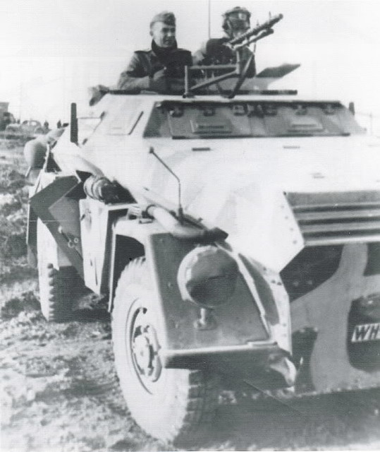 Sd.Kfz. 247 Ausf. B schwerer geländegängiger gepanzerte Personenkraftwagen (4-Rad)