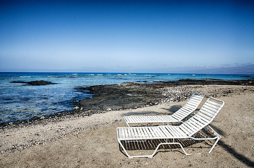vacation beach hawaii chairs lounge resort rest relaxation mauna lani kona snorkle kailua waikoloa oceanfront bigislandofhawaii nikkor1685mm nikond7000