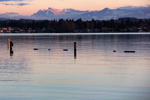 sunset lake mountains reflection water cascades wa lakestevens